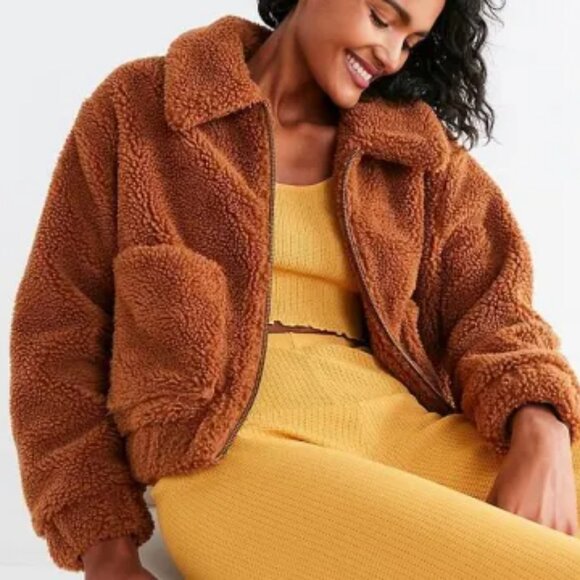 URBAN OUTFITTERS Teddy Cropped Jacket in Light Brown (Large) - Picture 12 of 13